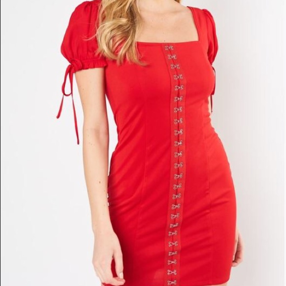 Red mini dress with puffy sleeve